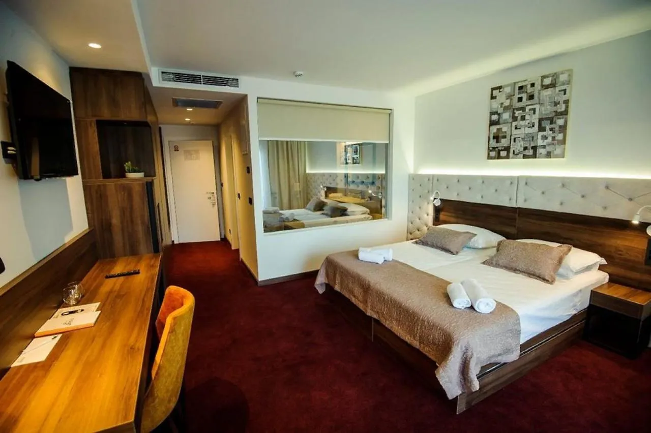 Hotel Scala D'Oro Водице