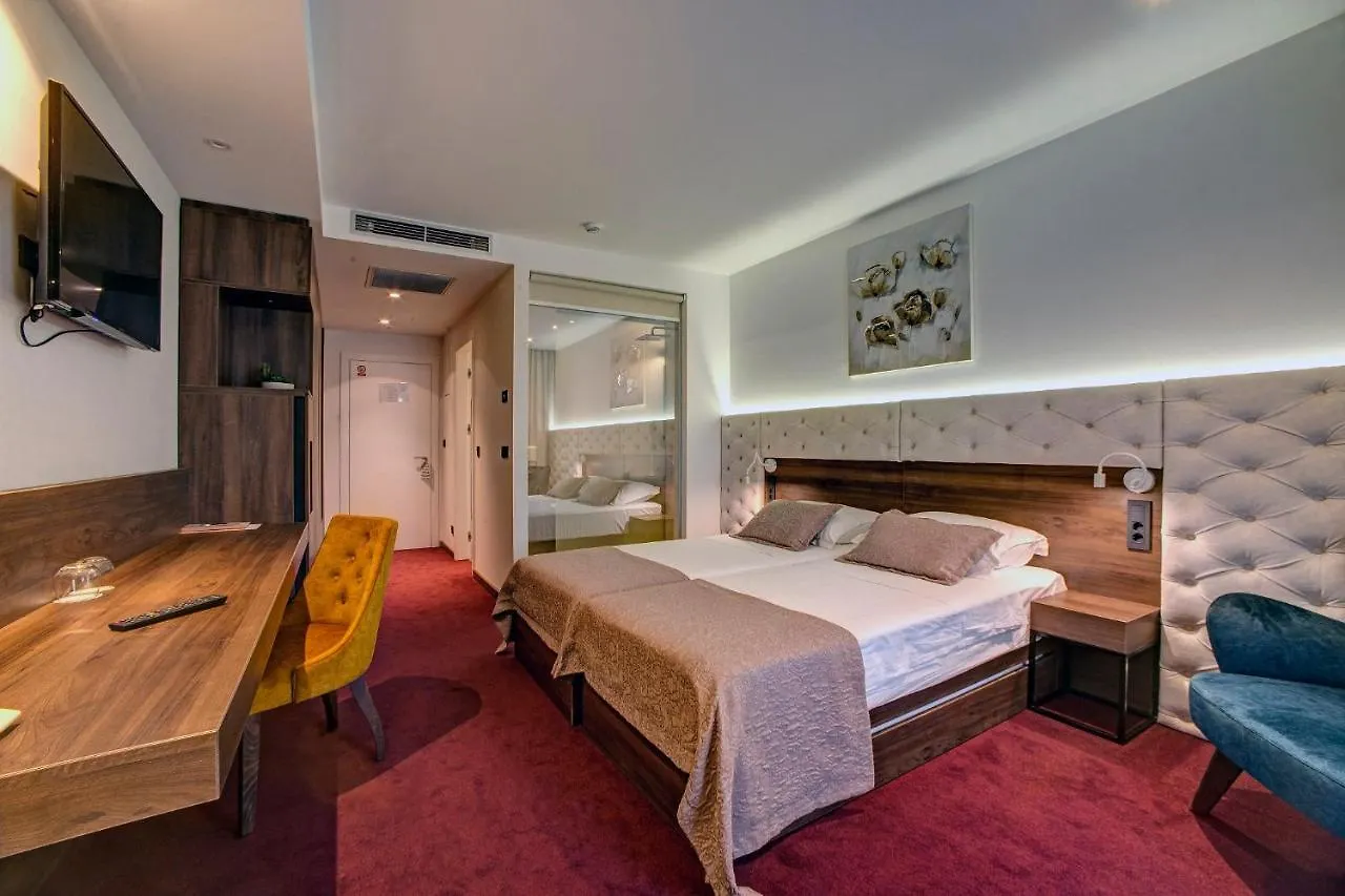 Hotel Scala D'Oro Водице 4*,